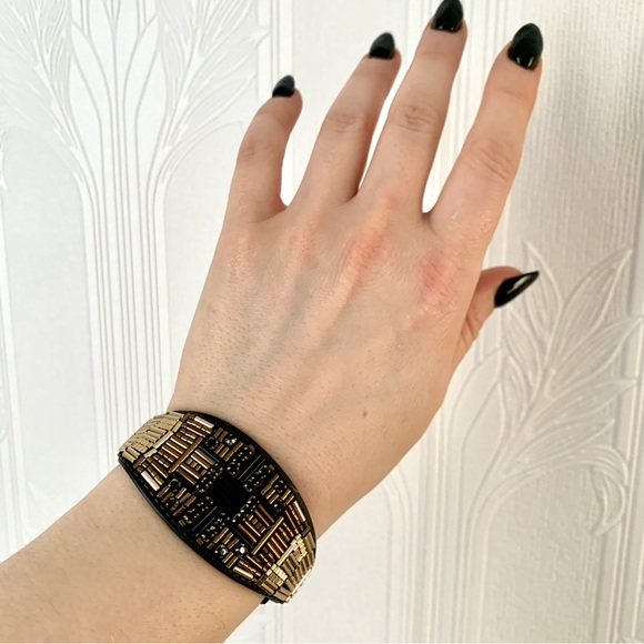 Hand beaded gold and leather adjustable bracelet - Picture 6 of 8